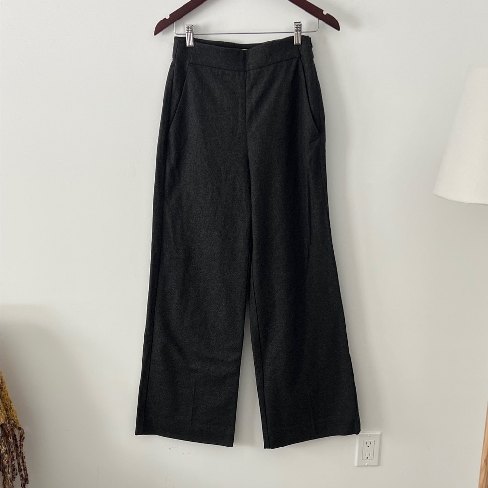 Wilfred Charcoal Gray Trousers